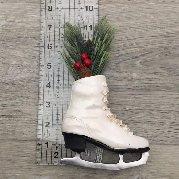 Ice Skate Christmas Ornament - Picture 6 of 6